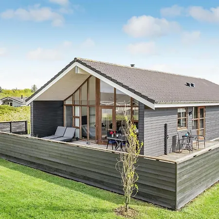 Holiday home Awesome In Hemmet With Sauna Falen