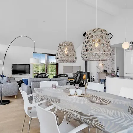 Amazing Home In Hemmet With Sauna *